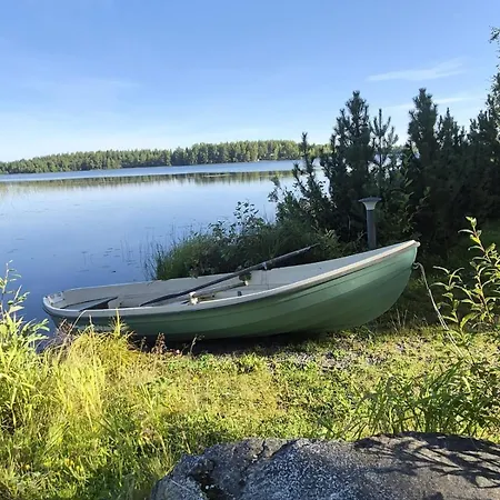 Lomamökit Sammalkalliontie 83 - Mökki, Makuuaitta&laavu